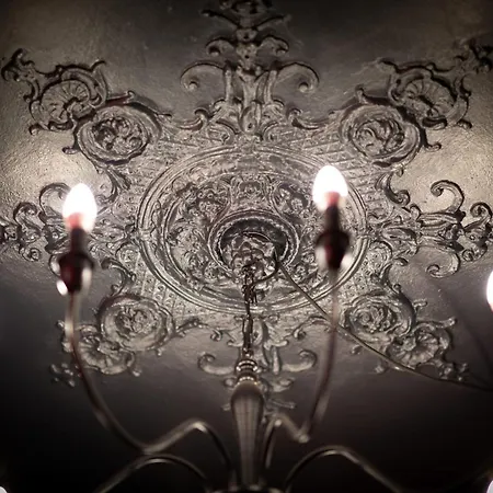 L'interdit A Sensual And Intimate Love Apartment *