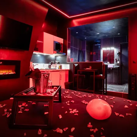 Apartment L'interdit A Sensual And Intimate Love *